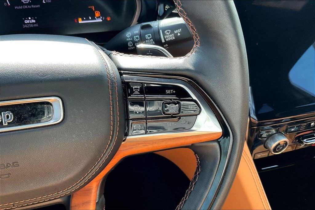 2024 Jeep Grand Cherokee L Summit