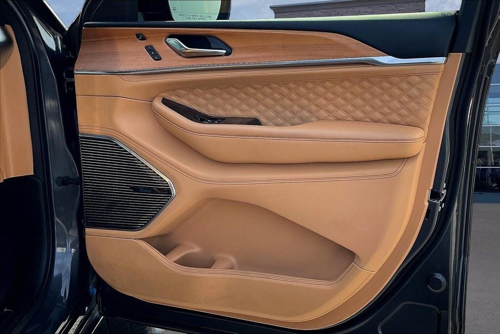 2024 Jeep Grand Cherokee L Summit