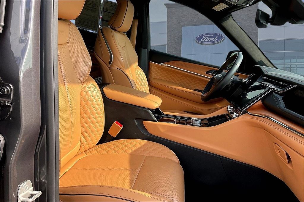2024 Jeep Grand Cherokee L Summit