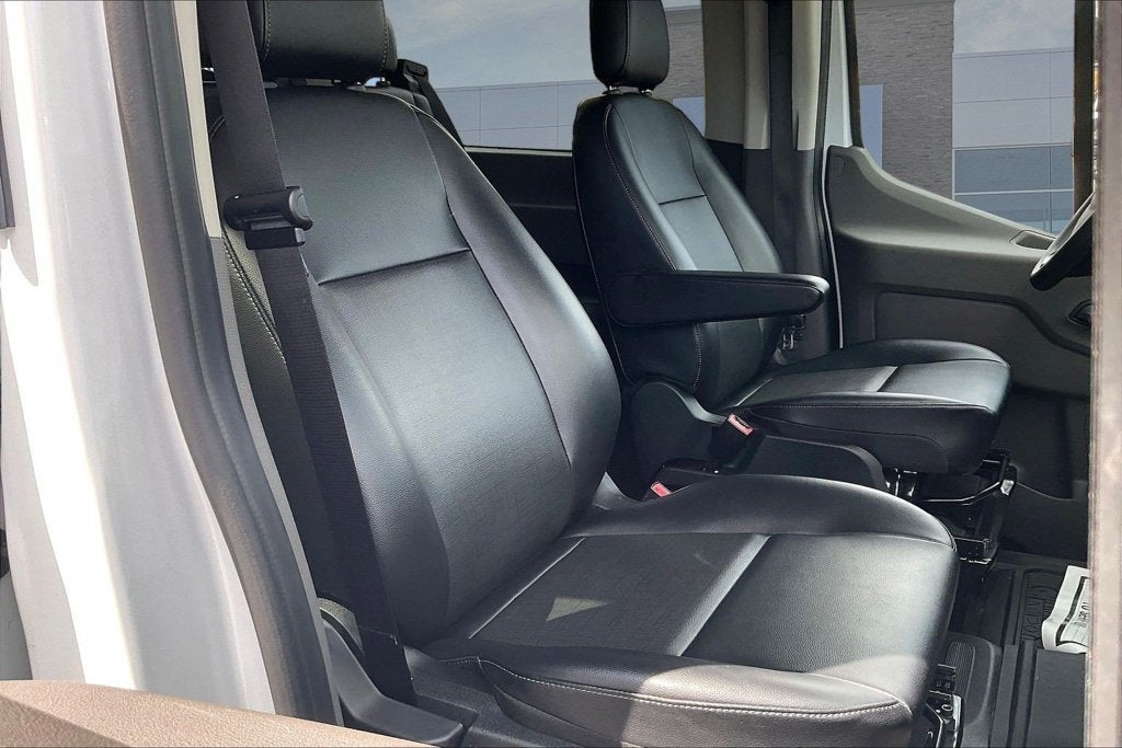 2025 Ford Transit-350 XL