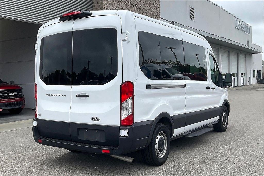 2025 Ford Transit-350 XL