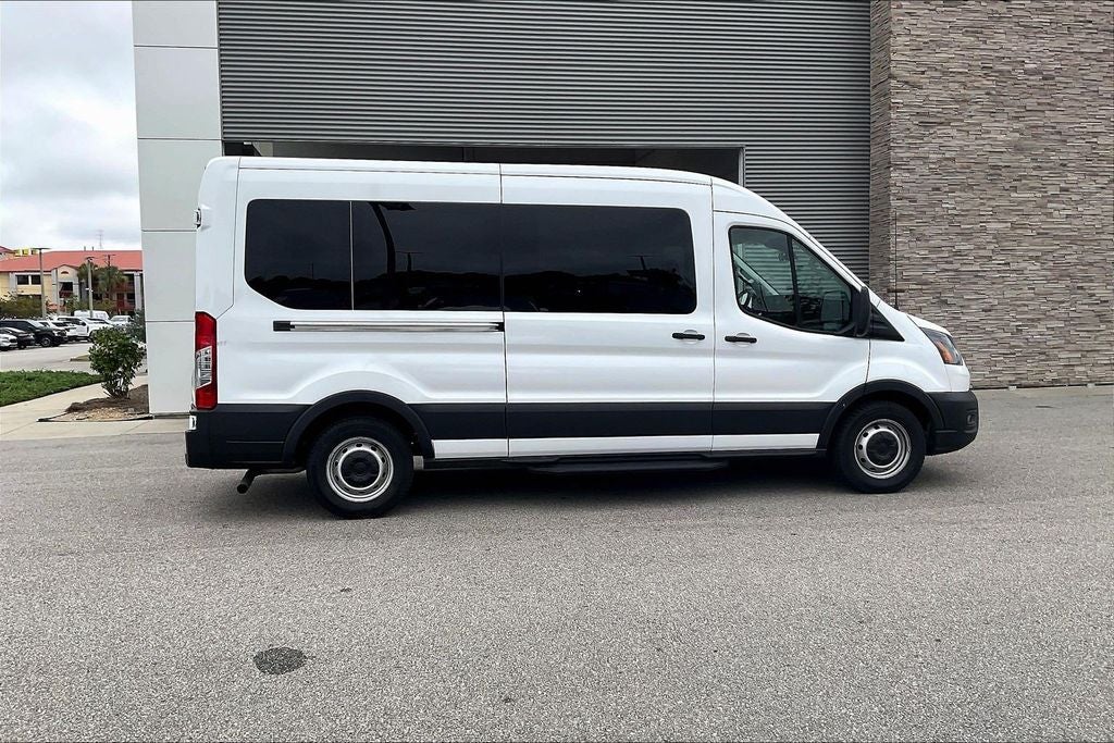 2025 Ford Transit-350 XL