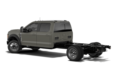 2027 Ford Chassis Cab F-450® LARIAT®