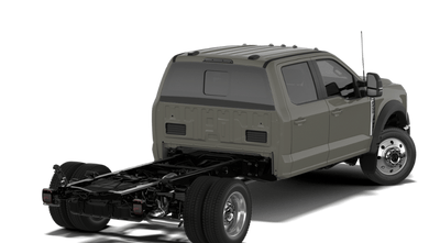 2027 Ford Chassis Cab F-450® LARIAT®