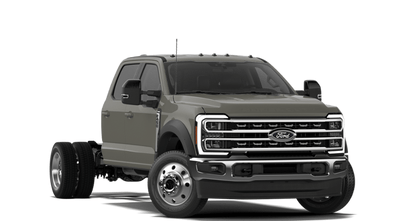 2027 Ford Chassis Cab F-450® LARIAT®