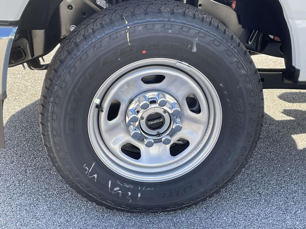 2026 Ford Chassis Cab F-350® XL