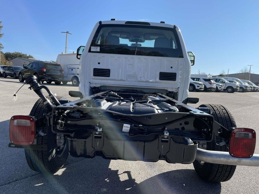 2026 Ford Chassis Cab F-350® XL