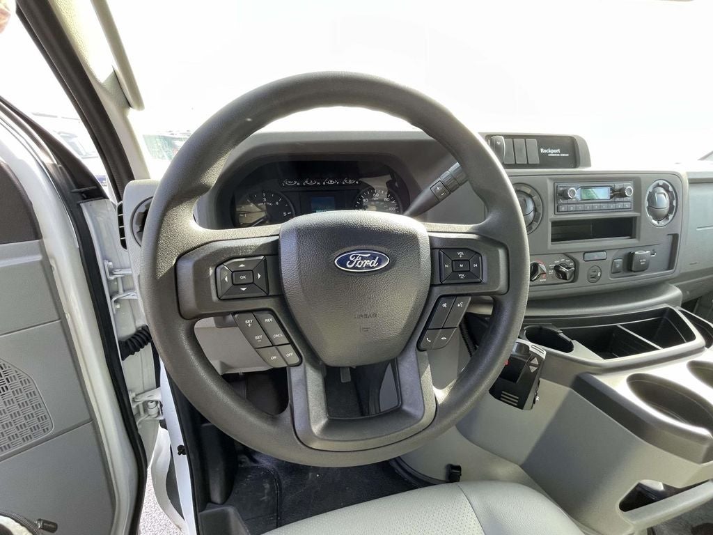 2025 Ford Econoline Cutaway E-350 SRW