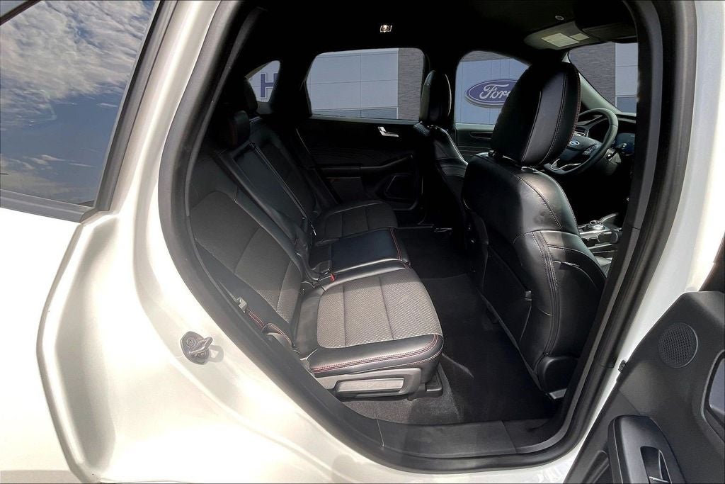 2023 Ford Escape ST-Line Select