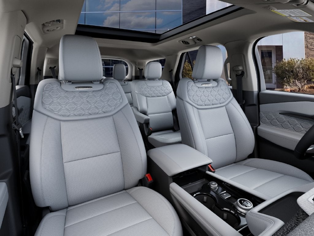 2027 Ford Explorer Platinum™