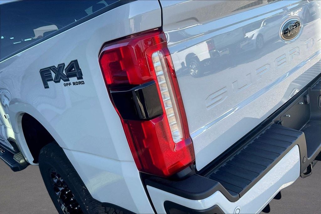 2026 Ford F-350SD Lariat