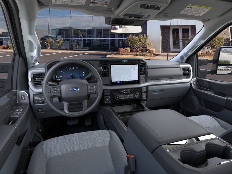 2026 Ford Super Duty F-350® XLT