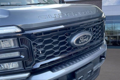 2026 Ford F-350SD Lariat