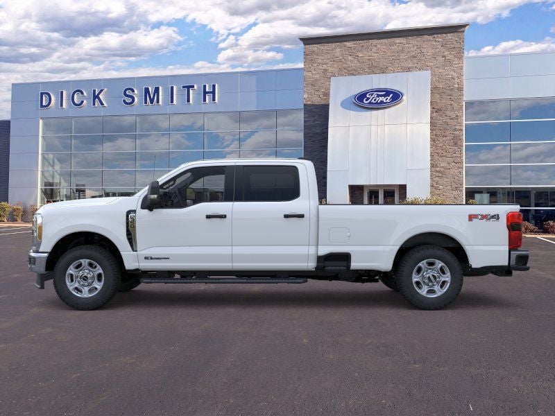 2026 Ford Super Duty F-350® XLT
