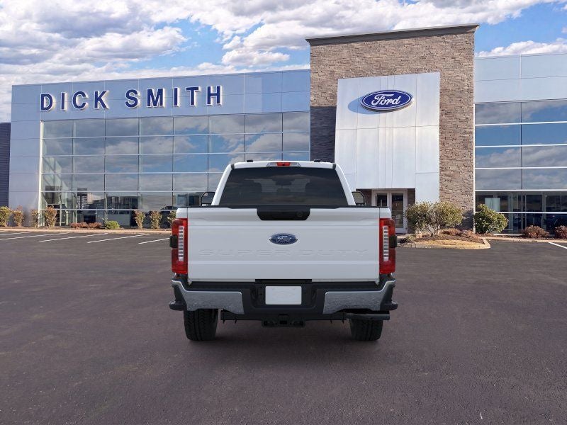 2026 Ford Super Duty F-350® XLT