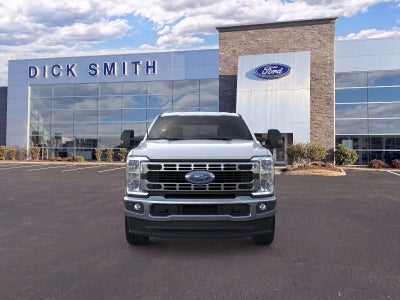 2026 Ford Super Duty F-350® XLT