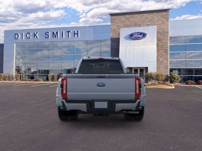 2026 Ford Super Duty F-350® Lariat®