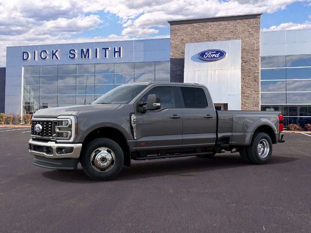 2027 Ford Super Duty F-350® XLT