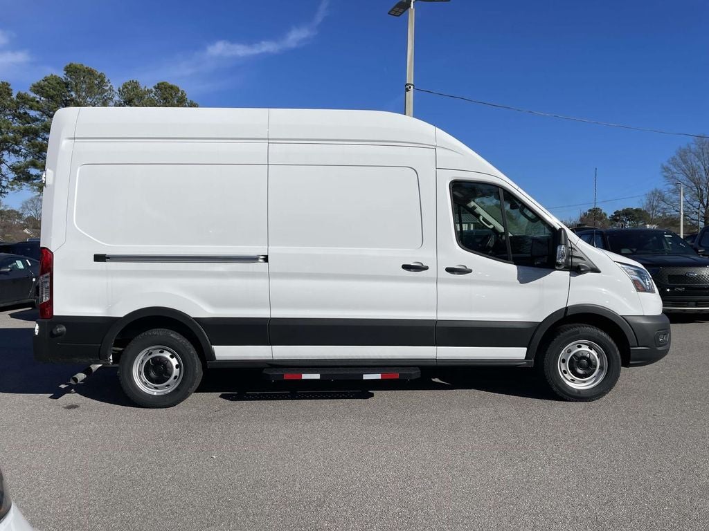 2025 Ford Transit Commercial Cargo Van