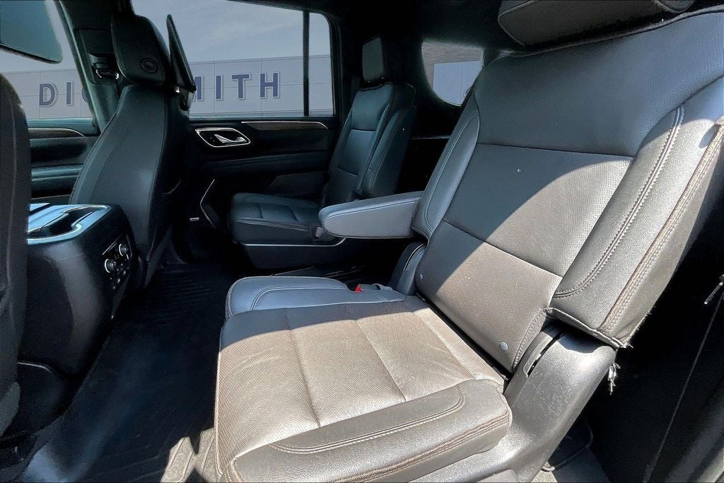 2023 Chevrolet Suburban High Country