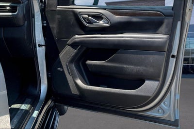 2023 Chevrolet Suburban High Country