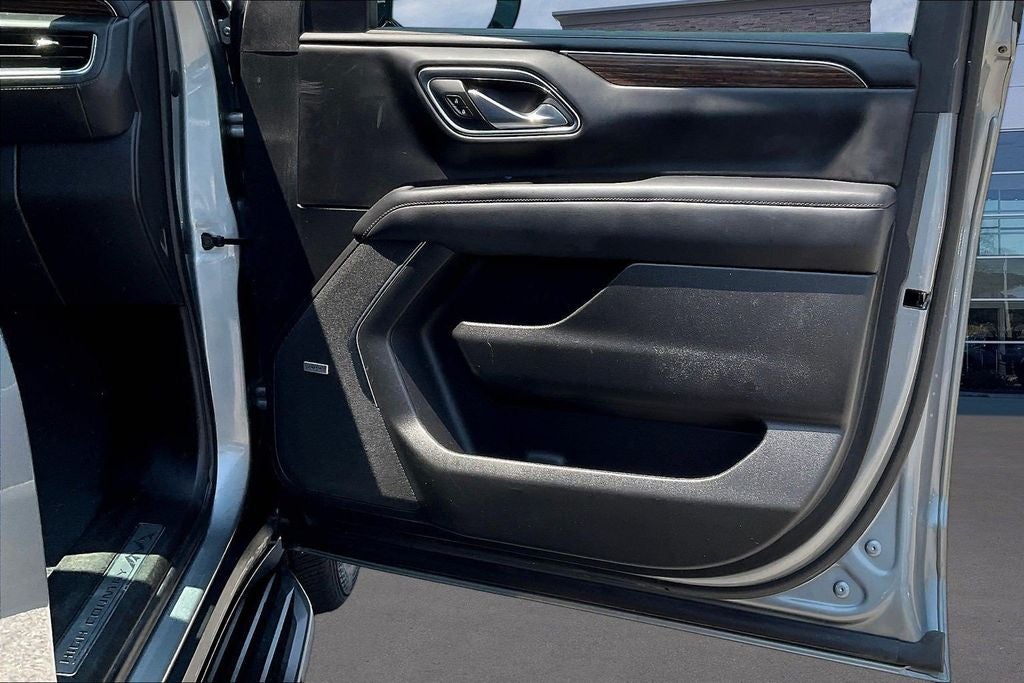 2023 Chevrolet Suburban High Country