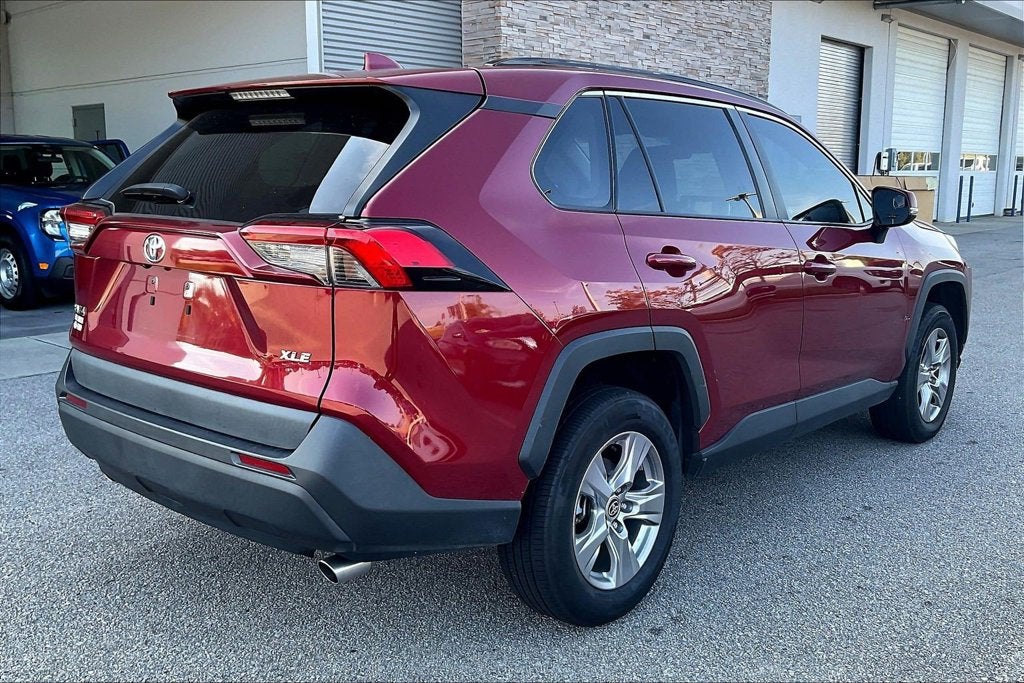 2023 Toyota RAV4 XLE
