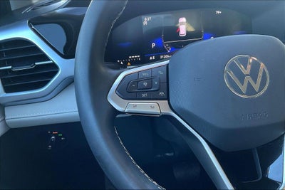 2025 Volkswagen Taos 1.5T SE
