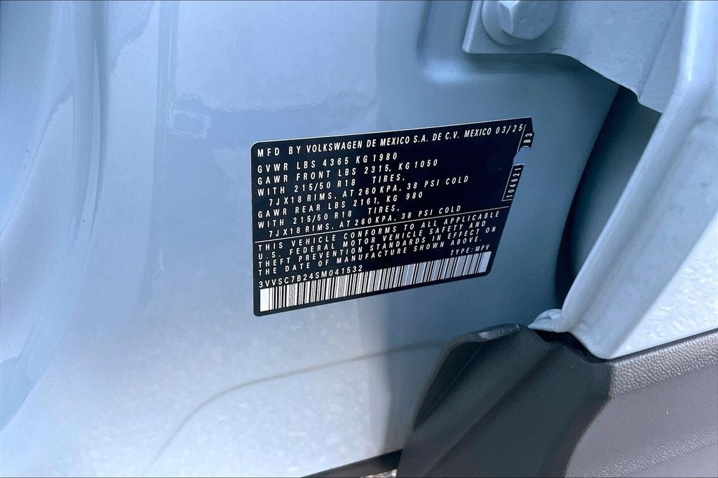 2025 Volkswagen Taos 1.5T SE