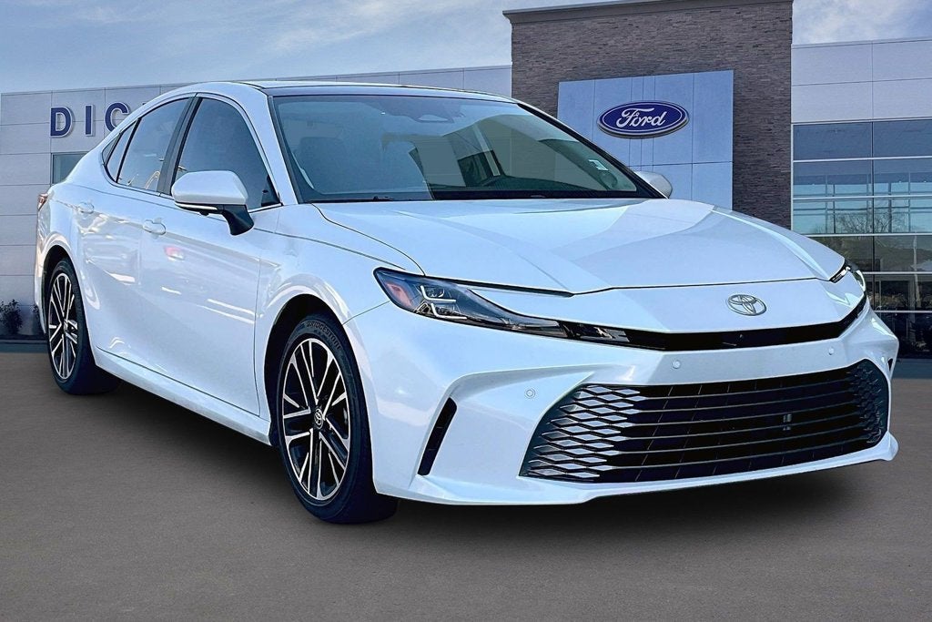 2025 Toyota Camry XLE