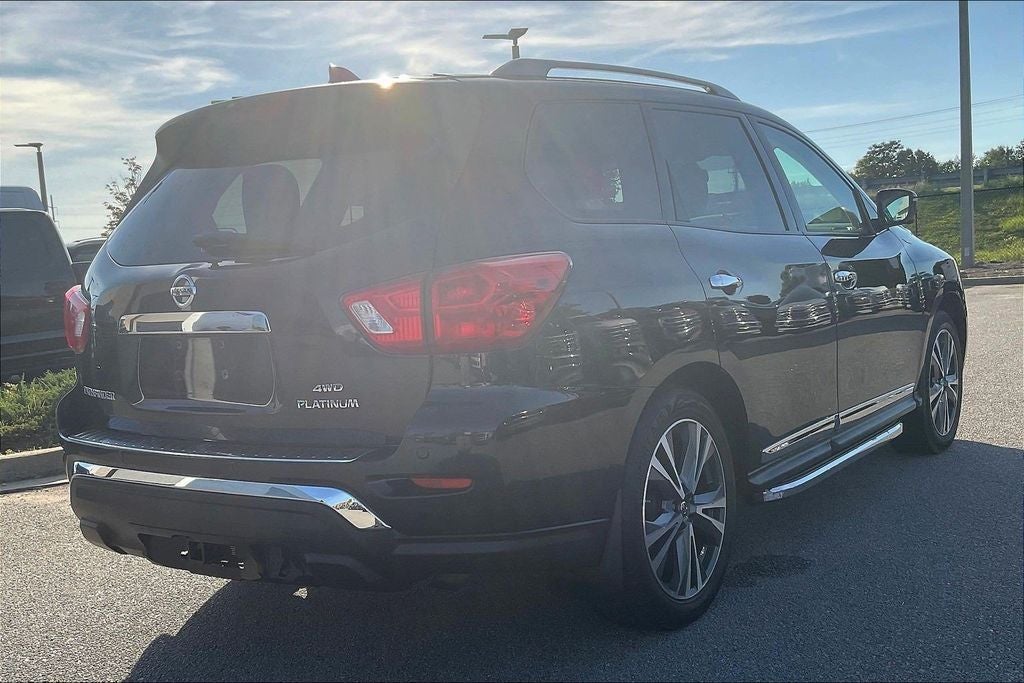 2019 Nissan Pathfinder Platinum
