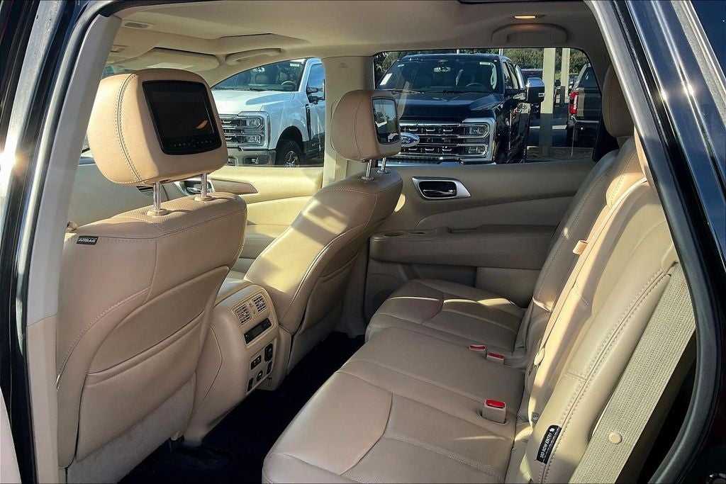 2019 Nissan Pathfinder Platinum
