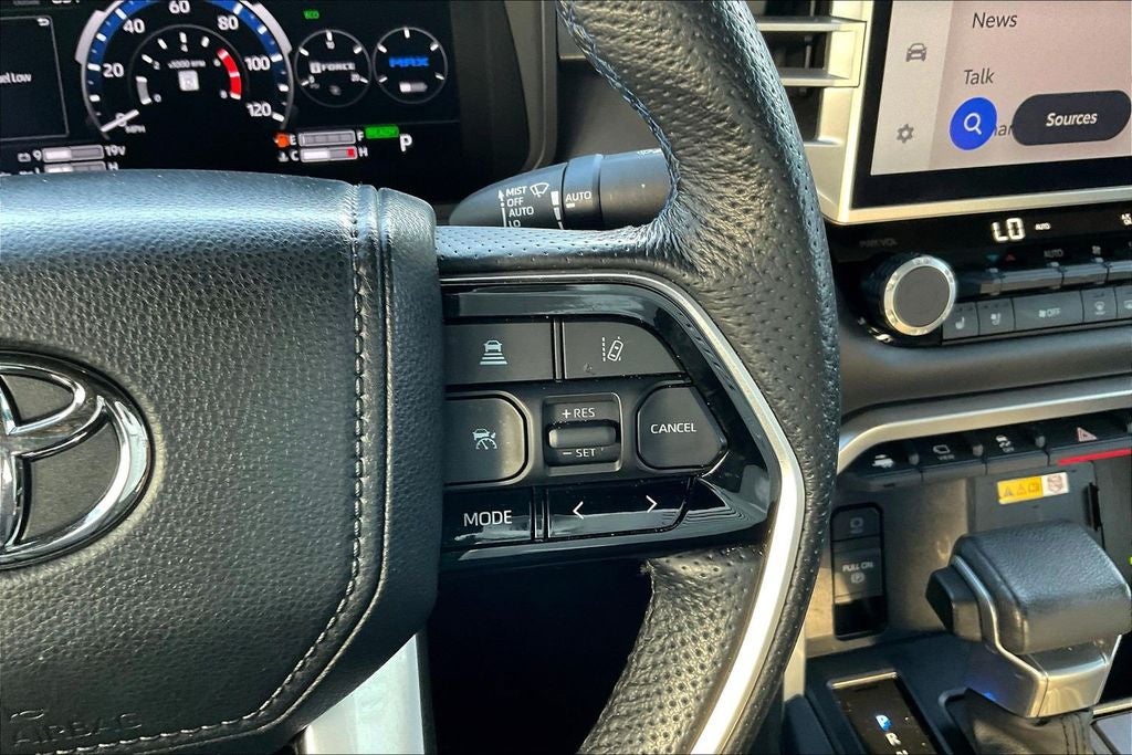 2023 Toyota Tundra Hybrid Platinum