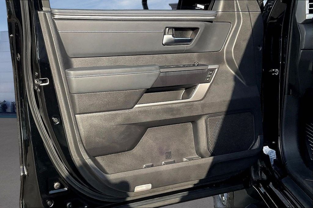 2023 Toyota Tundra Hybrid Platinum