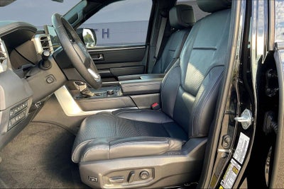 2023 Toyota Tundra Hybrid Platinum