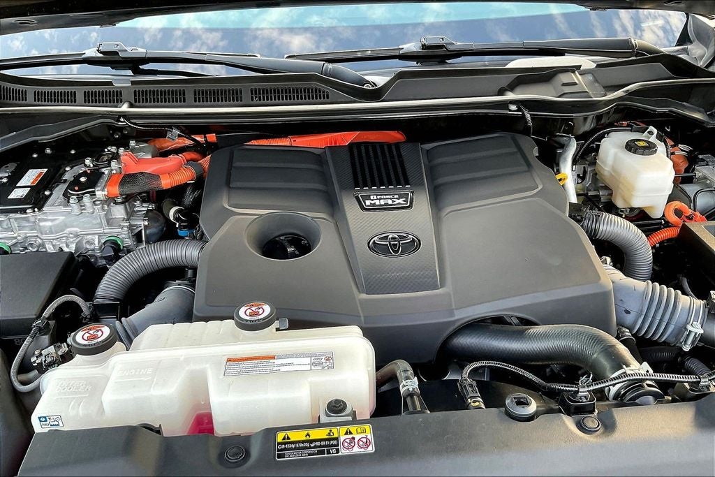 2023 Toyota Tundra Hybrid Platinum