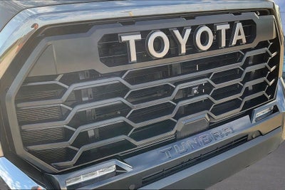 2023 Toyota Tundra Hybrid Platinum