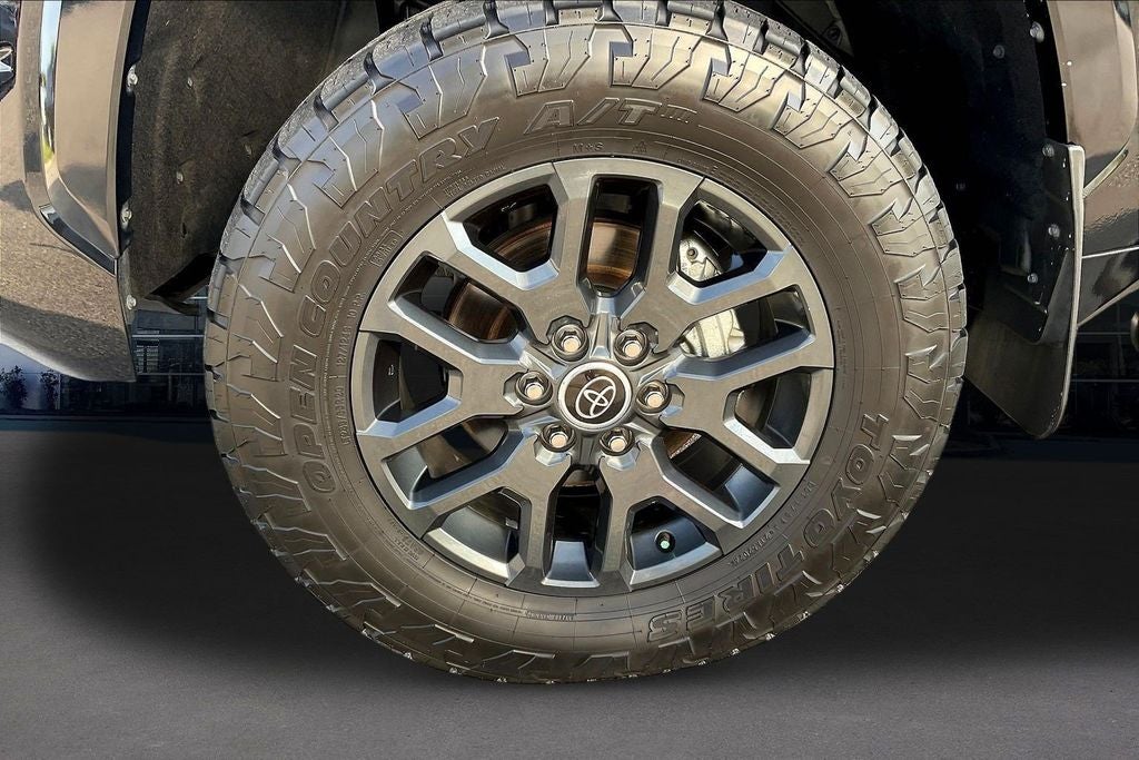 2023 Toyota Tundra Hybrid Platinum