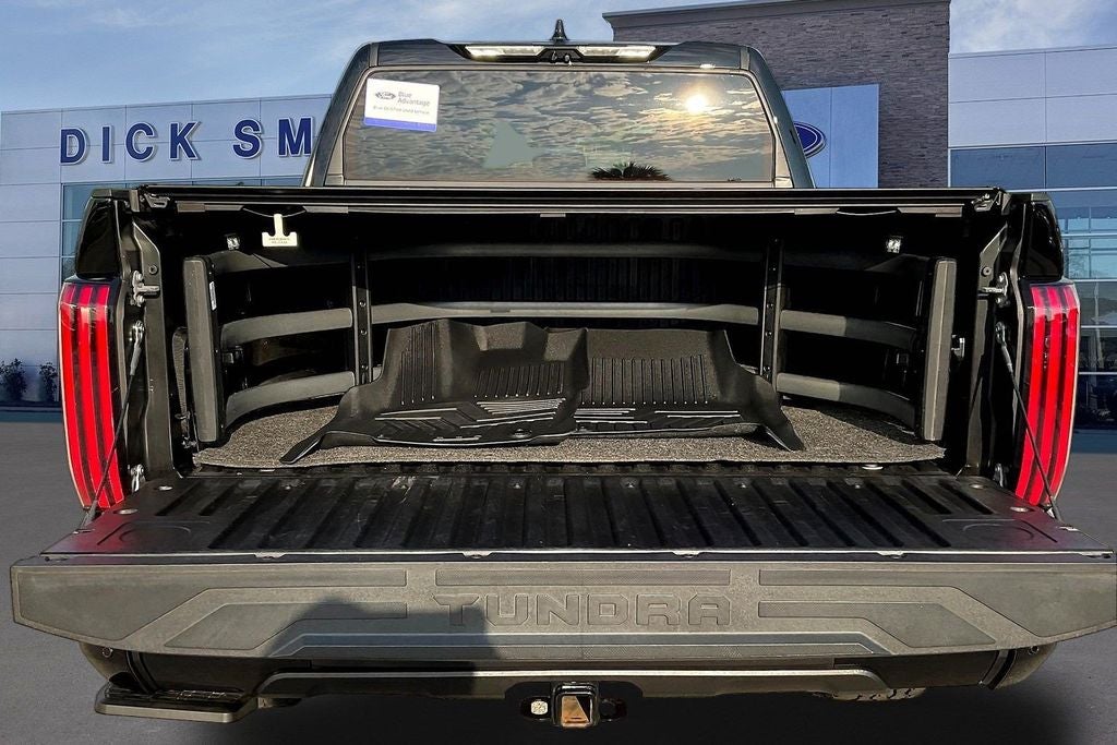 2023 Toyota Tundra Hybrid Platinum