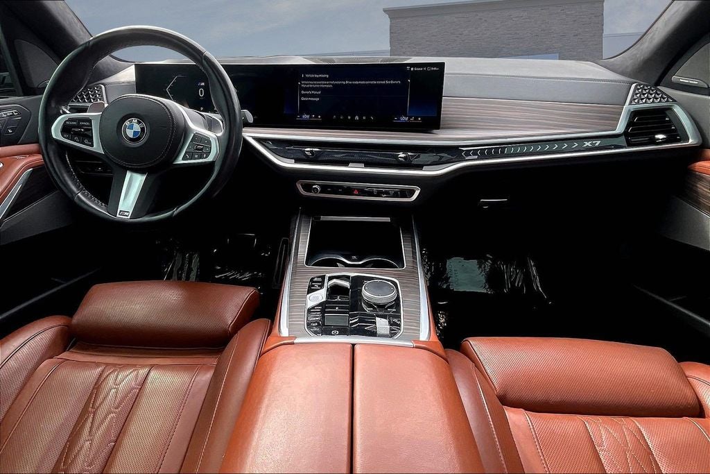 2024 BMW X7 xDrive40i