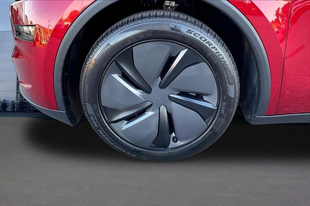 2026 Tesla Model Y Standard Range
