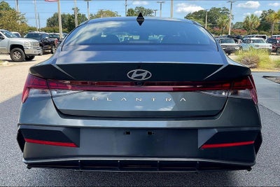 2025 Hyundai Elantra SEL Convenience